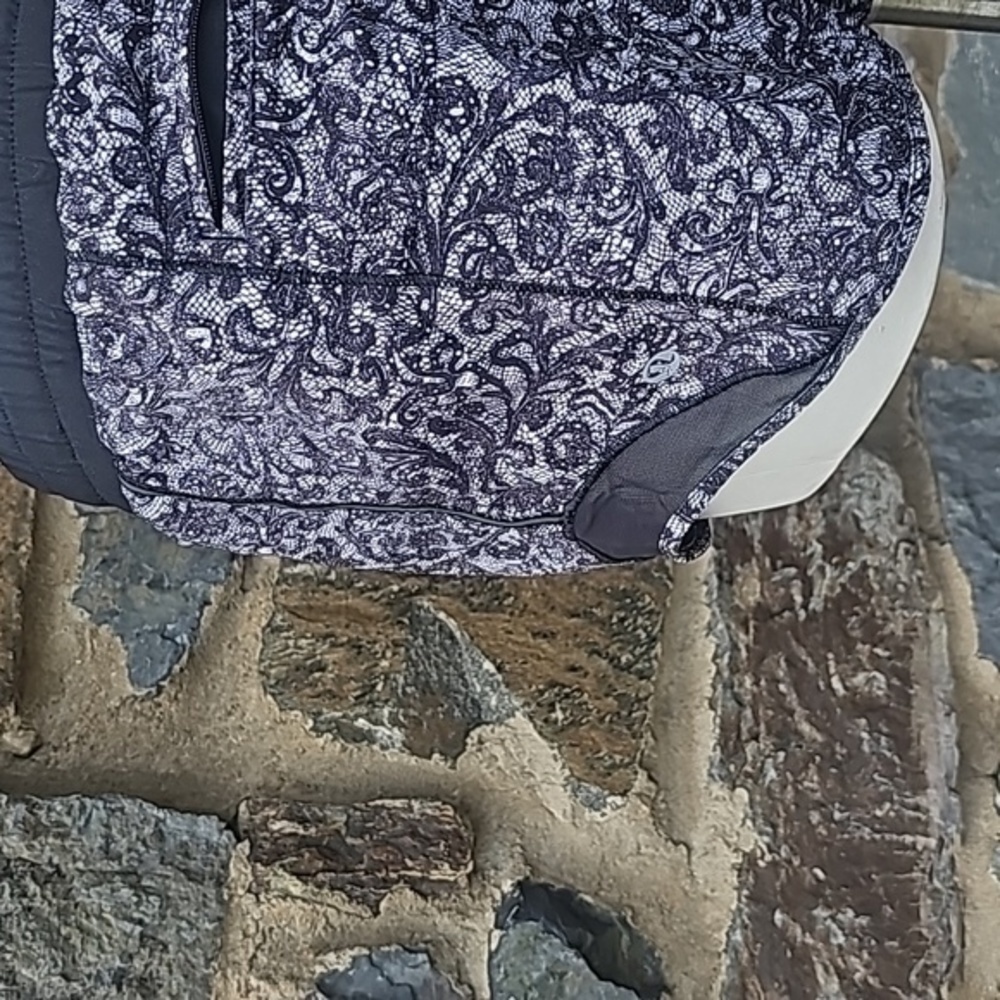 Lululemon  Rare Hotty Hot II 2.5” Size 6 - Picture 6 of 8